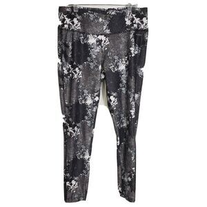 Jockey Womens Yoga Pants Medium Gray Floral Print Capri Leggings Wide Band